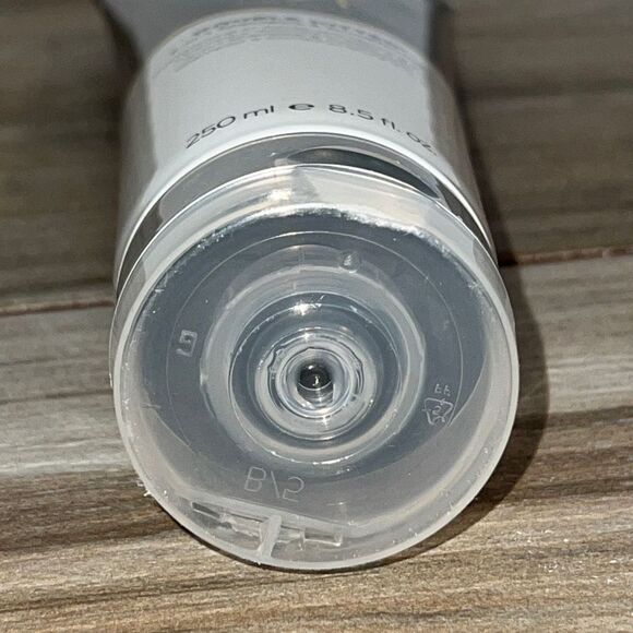 Paul Mitchell MITCH Double Hitter 2-in-1 Shampoo & Conditioner - 8.5 oz (250 ml) - Picture 5 of 5